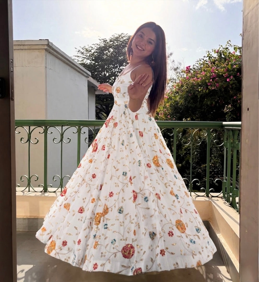 Sunlit Elegance Redefining Luxury Indian Ethnic Fashion With Timeless Grace ✨