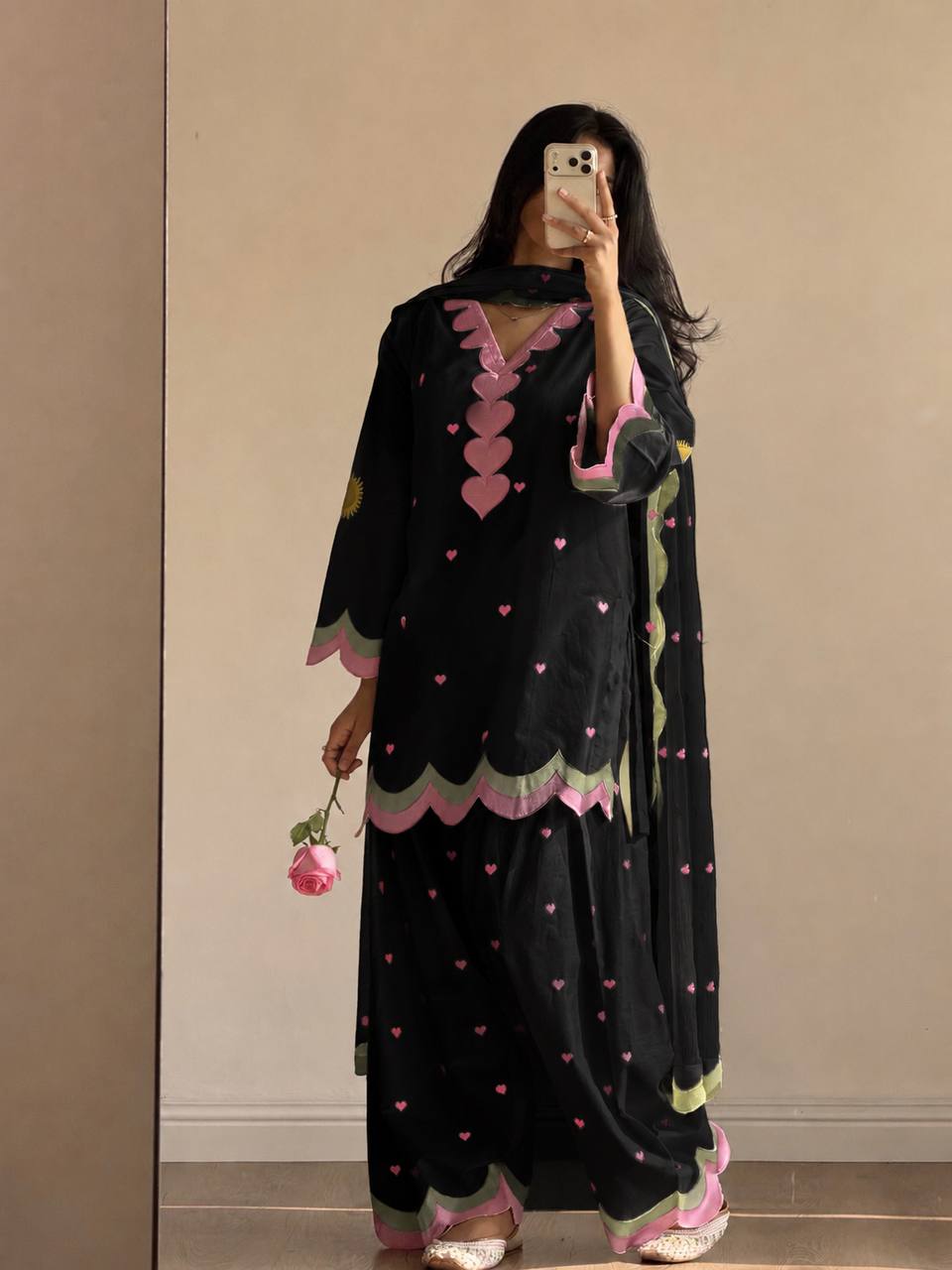 Black Heart Embroidered Thread Work Cotton Farshi Salwar Suit Set