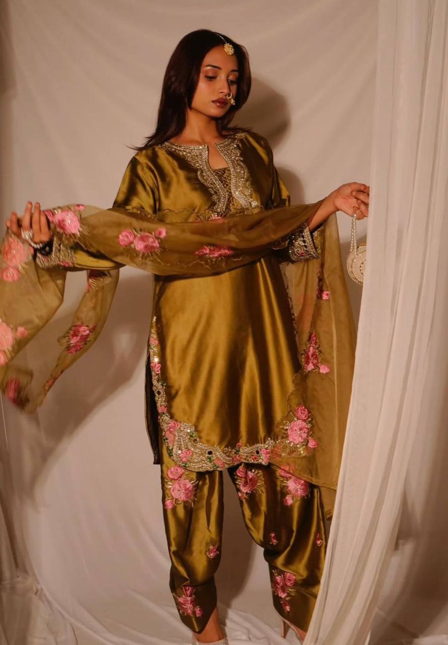 Alina Designer Heavy Silk Farshi Suit Set