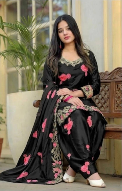 Luxury Ivory Ethnic Suit with Rose Embroidery.