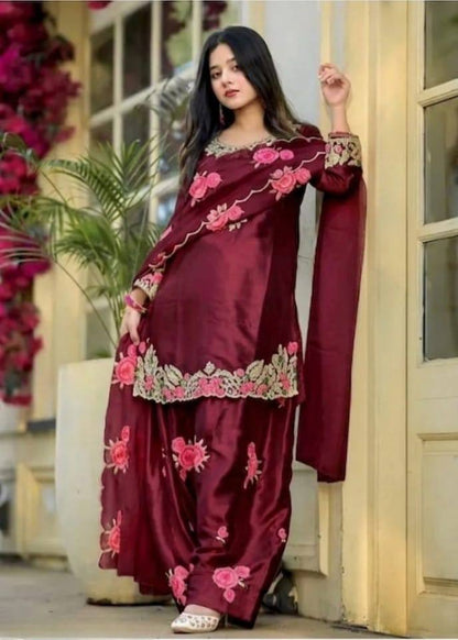 Luxury Ivory Ethnic Suit with Rose Embroidery.
