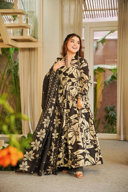 Liora Maslin cotton With Digital Print Suit