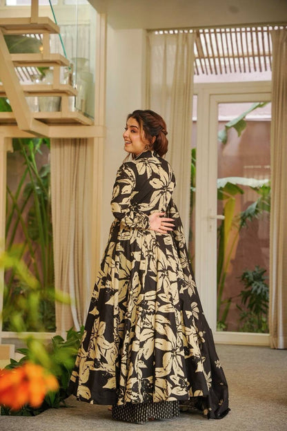 Liora Maslin cotton With Digital Print Suit