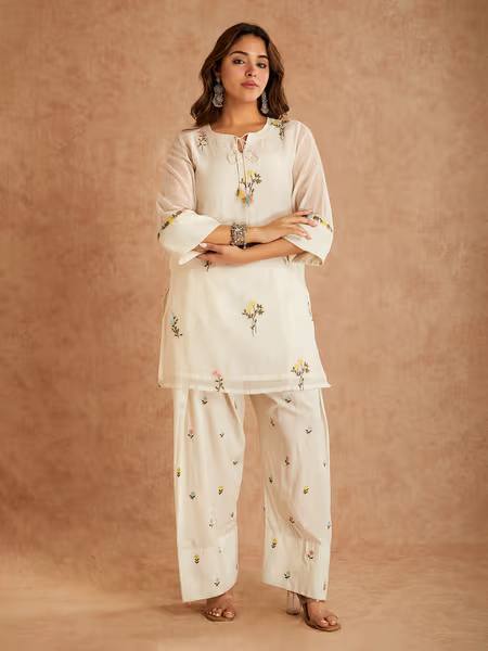 Subtle Bloom Vibes: Chic Ethnic Wear for Everyday Grace
