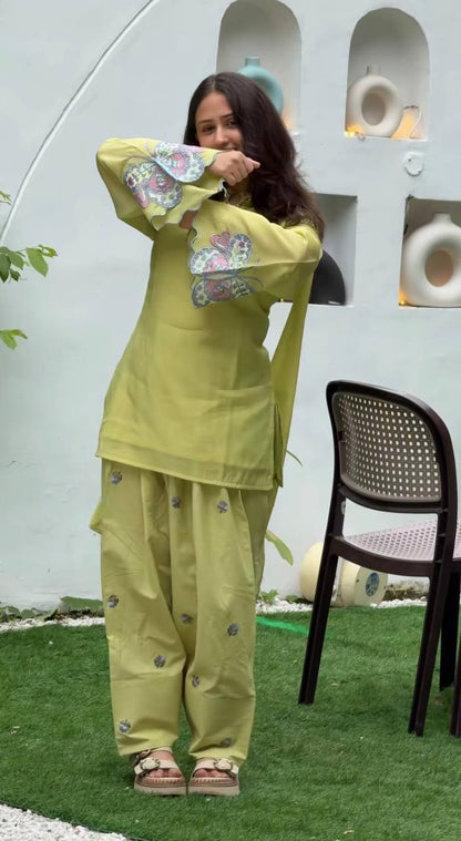 Olive Green Floral Embroidered Straight Kurta with Farshi salwar
